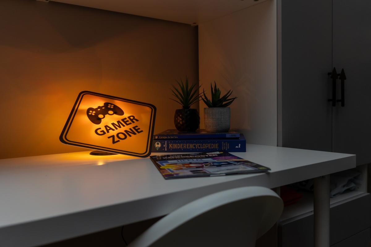 Player one gamerzone glow